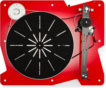 Hi-fi vinylpladespiller Vertere Acoustics Pack Raw DGX rød, set ovenfra, blank rød akrylbund med sort, udskåret cirkulær pladetallerken, gråt metal-tonearm og sølvfarvet motorremtrisse forbundet med rem