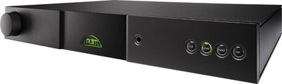 Juodas Naim Audio Nait 5si stereo hi-fi stiprintuvas, priekinis vaizdas su mygtukais ir lizdais, šiek tiek nuožulnus priekinis vaizdas