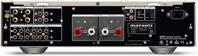 Hi-fi stereo zesilovač Marantz PM-14S1 černý, pohled zepředu, čelní panel v černé barvě s tlačítky, konektory a displejem