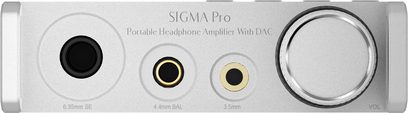 Questyle SIGMA Pro ezüst hordozható DAC átalakító, előlapon három fejhallgató-kimenettel és nagy hangerőszabályzó tárcsával