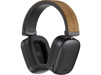 Hi-fi slúchadlá Kaiku Wave z čierneho duba s hlavovým mostom s drevenou povrchovou úpravou a náušníkmi okolo uší, pohľad z troch štvrtín