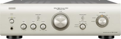 Denon PMA-1510AE stereo hi-fi forstærker, set forfra, sølvfarvet, front med knapper, drejeknapper og hovedtelefonstik