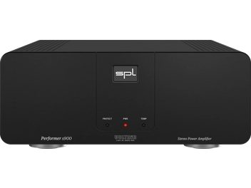 SPL Performer s900 sort hi-fi-effektforstærker, set forfra med røde centrale indikatorer
