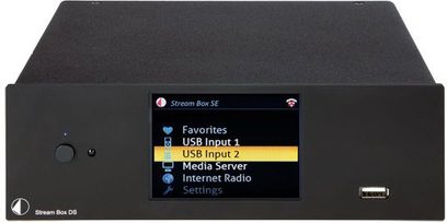 Pro-Ject Stream Box DS Net netværksaudioafspiller i sort, rektangulært sort kabinet, farve-LCD-skærm, USB-port på forsiden