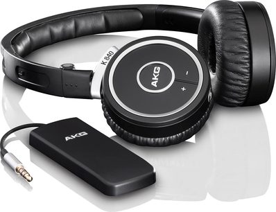 AKG K 840 KL sort åbne hi-fi-hovedtelefoner set forfra, læderørepuder, synlige transducere, aftagelig ledning