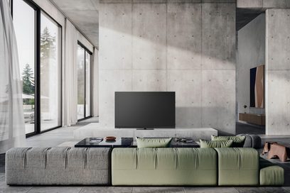 Panasonic TV-77Z90B must televiisor, klaasist ekraan, õhuke raam ja ristkülikukujuline keskne jalg, vaade eest
