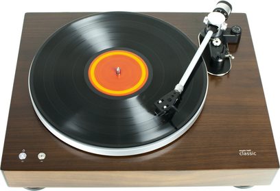 Music Hall Classic valnøddetræ pladespiller, tonarm med pickup, mat sort pladedrev, sølvfarvede kontrolknapper