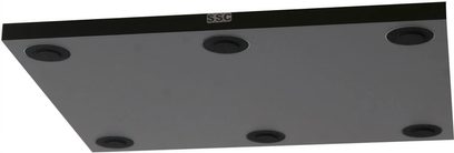 Вибрационен амортисьор за HI-FI електроника SSC Solidbase, черен, изглед отдолу, 6 черни кръгли крачета върху сива плоча