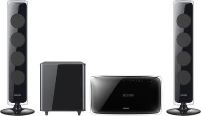 Samsung HT-X720GT hjemmebiograf-system med 2 gulvhøjttalere, 1 centerhøjttaler, 1 subwoofer og 1 DVD-afspiller
