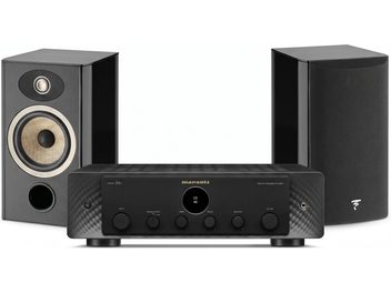 Marantz MODEL 60n amplifikatör ve iki Focal raf tipi hoparlörden oluşan siyah hi-fi seti, ızgaralı ve ızgarasız