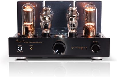 Integrovaný stereo lampařský zesilovač Cayin CS-805A v černém kovovém provedení, pohled zepředu, se čtyřmi velkými skleněnými žhavenými lampami, kartáčovaným předním panelem s velkým centrálním ovládacím knoflíkem hlasitosti, přepínačem vstupů, výstupem pro sluchátka a kontrolními LED diodami