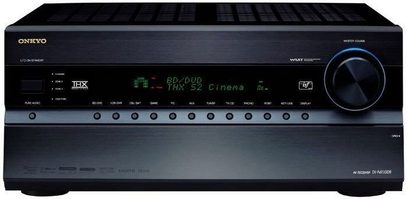 Onkyo TX-NR1008 sort hjemmebiografsforstærker, frontpanel med knapper, drejeknapper, display, hovedtelefonstik og USB-port
