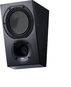 Zwarte Dolby Atmos-luidspreker Canton AR 4 S2, schuine behuizing met grote ronde woofer en hoorn-tweeter, driekwartaanzicht