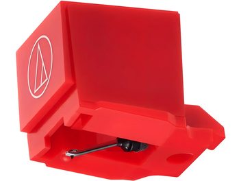 Igła diamentowa Audio Technica ATN91R czerwona do gramofonu, plastikowy korpus z białym logo, widok z trzech czwartych