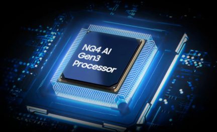 Sort NQ4 AI Gen3-processor set i perspektiv på et lysende blåt elektronisk kredsløbskort