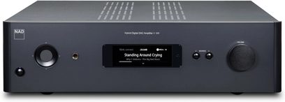 Wzmacniacz hi-fi stereo NAD C399 w kolorze czarnym, widok z przodu, centralny wyświetlacz, przyciski i gniazda na przednim panelu, kratka wentylacyjna na górze