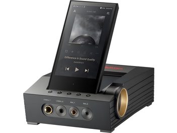 Astell&Kern ACRO CA1000T fekete fejhallgató előerősítő touchscreen kijelzővel, amely audió paramétereket mutat, elölről és 3/4-es hátsó jobb oldali nézetből
