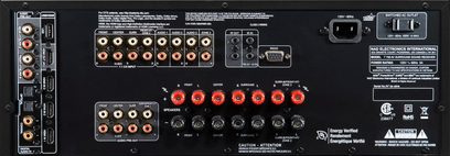 Ampli home-cinéma NAD T758 V3i graphite, face arrière, connectique audio/vidéo, prises haut-parleurs, interrupteur, prise secteur