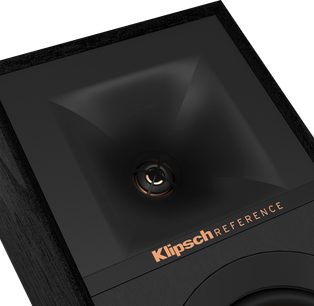 Enceinte Klipsch R-40SA noire, vue de dessus en gros plan sur le tweeter doré au centre d'une surface lisse et brillante