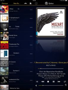 Nettverksaudiospiller Atoll Electronique Mini Streamer MS120 sølv, forfra, svart vingeformet design på Mozart-albumomslag
