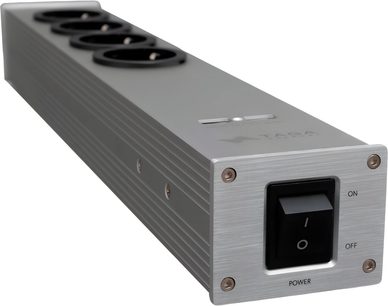 Multipresa Taga Harmony PF-400USB argento, 5 prese di corrente, interruttore on/off, corpo in alluminio spazzolato, vista dall'alto