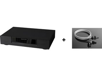 Černý síťový kondicionér GigaWatt PowerPrime s napájecím kabelem GigaWatt PowerSync+ o délce 1,5 metru, pohled zepředu a z boku