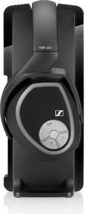 Cuffie audio Sennheiser HDR 165 nere, vista frontale leggermente inclinata, padiglioni ovali, archetto imbottito, logo argentato
