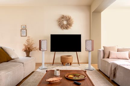 Wireless speakers: Triangle BR02 and BR03 Connect oak