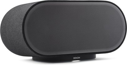 Vernetzter Lautsprecher Denon Home 600 in Anthrazit, Frontansicht mit schwarzem Lochgitter und abgerundeten Kanten