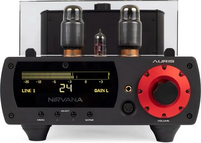 Auris Audio Nirvana VI must kõrvaklappide eelvõimendi, ekraaniga esipaneeli, nähtavate lampide ja suure punase helitugevuse nupuga