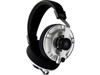 Črno-srebrne hi-fi slušalke Final D8000 DC Pro Edition, prikazane pod tričetrtinskim kotom, z oblazinjenim naglavnim trakom in okroglimi ušesnimi blazinicami