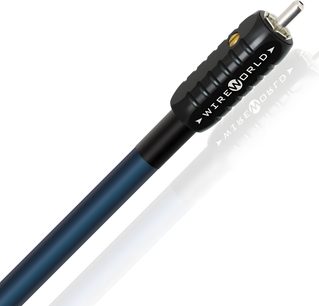 Wireworld Oasis 8 subwoofer lydkabel 4m, forgyldt RCA-stik, sort kappe, på hvid baggrund