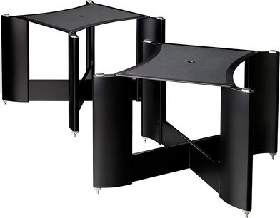 Două stative de boxe Yamaha SPS-5000 negre din metal, cu platou texturat cu margini curbate, montanți cilindrici și vârfuri (spikes)