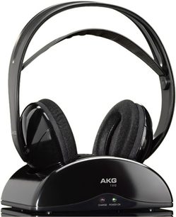 AKG K910 sort hovedtelefoner, oval hovedbøjle og ørekopper i blankt plastik, stofbeklædte ørepuder, set forfra