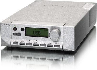 Cyrus Stream XP2 QX netværksaudioafspiller, sølvfarvet, frontvisning, LCD-display, USB-port, kontrolknapper på sølvfarvet metalfacade