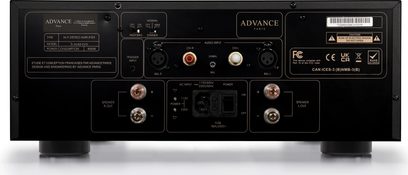 Wzmacniacz mocy hi-fi Advance Paris X-A160EVO czarny, metalowy, widok z tyłu ukazujący prostokątną obudowę na cylindrycznych nóżkach, złączami XLR i RCA, pozłacanymi terminalami głośnikowymi, gniazdem IEC i włącznikiem