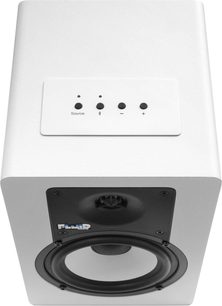 Forstærket højttaler Fluid Audio C5 BTW hvid, set forfra og oppefra, med kontrolknapper og central højttaler