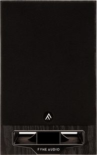 Bogreolshøjttaler Fyne Audio F5E, set forfra, sort gitter, centralt logo, rektangulær port nederst, mørk træfinish