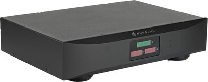 Nuprime Pure AC-4 sort strømforsyning, rektangulært mat sort kabinet, tofarvet LED-display, set forfra