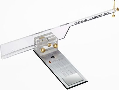 Pro-Ject Align it akryl pickup-centrerer i gennemsigtig akryl med 3 forgyldte centreringskugler, set ovenfra
