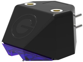 Černá gramofonová přenoska Goldring E3, pohled shora a z boku, s hrotem a pozlacenými RCA výstupy