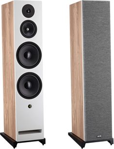 Gulvhøjttaler Davis Acoustics Krypton 10, set forfra og i trekvart vinkel, lys træfinish, hvid front, aftageligt gråt gitter