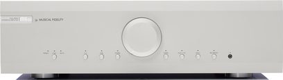 Integrert stereo hi-fi-forsterker M6si sølv med rektangulær front, sirkulær sentral knapp, 8 justerte knapper og 1 IR-inngang.