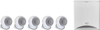Cabasse Eole 4 wit luidsprekerpakket, 5 cilindrische satellietspeakers en rechthoekige subwoofer, wit plastic