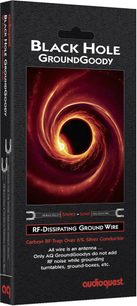 Phono-kabel Black Hole GroundGoody 3m, sort rektangulær æske, central illustration af et lysende sort hul, hvid og rød tekst
