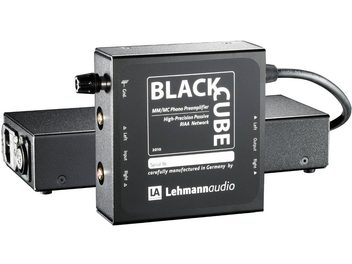 Preamplificatore phono Lehmann Audio Black Cube SE nero, vista frontale e laterale, case metallico nero con connettori e scritte