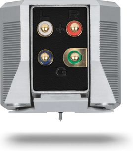 Mofi Electronics UltraTracker MM hõbedane vinüülplaadimängija helikassett, tagantvaade värviliste L/R-pistikutega