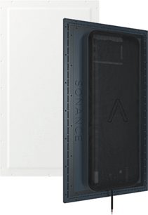 Sonance IS10 indbygningshøjttaler til vægmontering, sort frontpanel med rektangulært metalgitter, set forfra