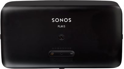Trådløs, tilsluttet Sonos PLAY:5 serie 2 højttaler, sort, set forfra, mat sort finish, metalrist, Sonos-logo