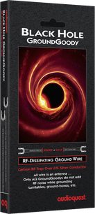 Kabel phono Black Hole GroundGoody 3m, černá obdélníková krabice, centrální ilustrace zářící černé díry, bílý a červený text